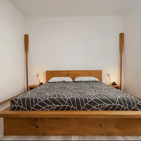 Boutique Blue In St - 5 Min To Daire *